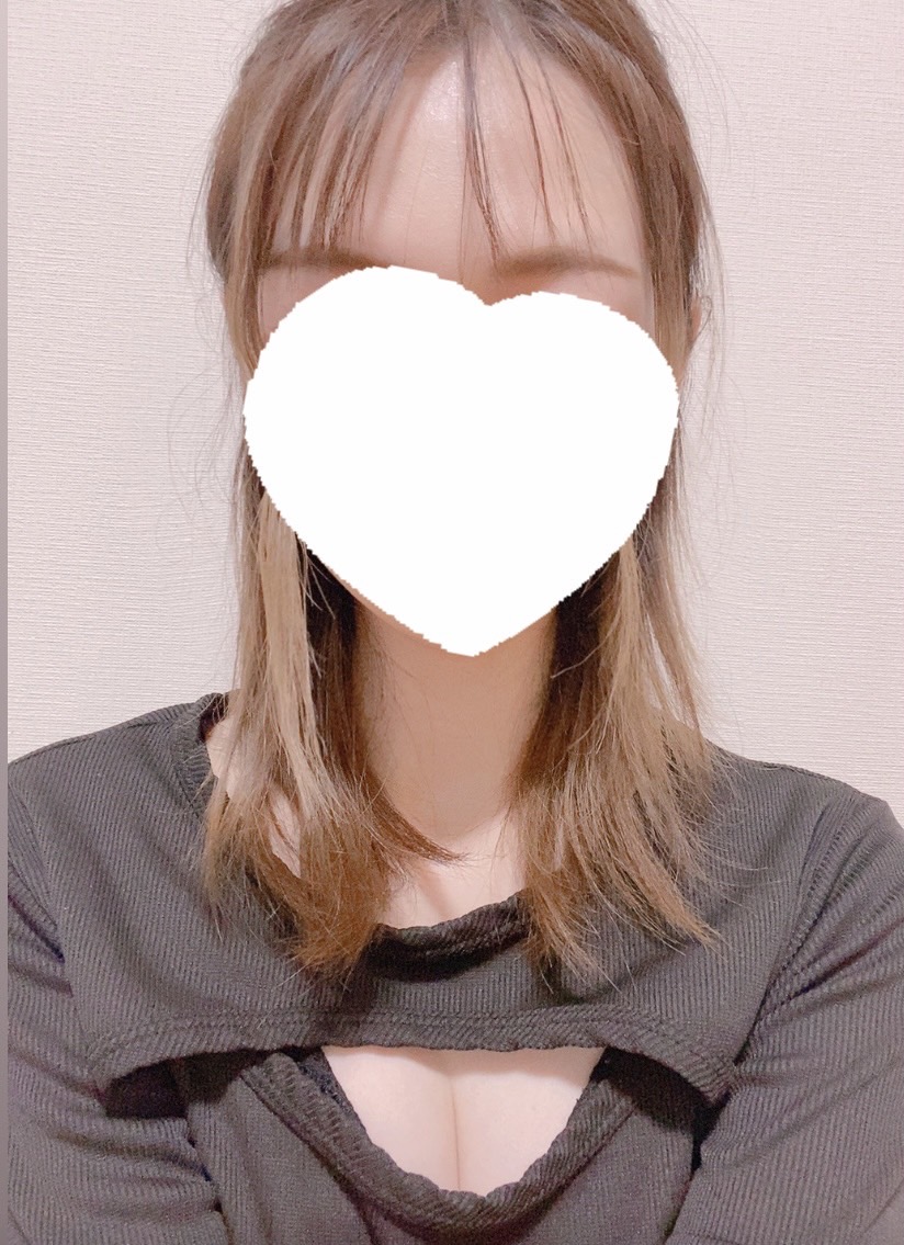 凪桜（なぎさ）